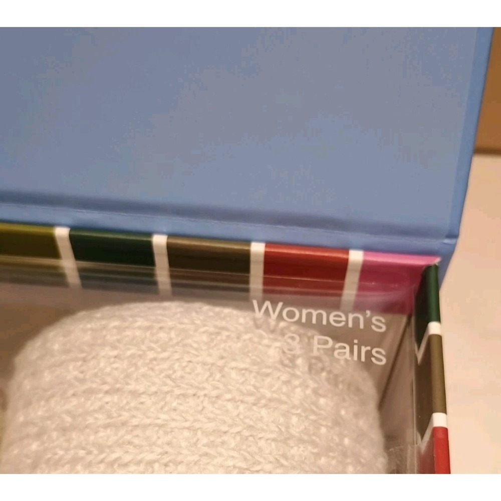 NEW GAP Women's 3‎ Pair Cotton Boot Socks Size 4-10 Neutral Colors - Picture 3 of 6